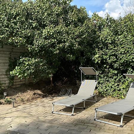 Pitypang Lak Apartment Szigetmonostor Екстериор снимка