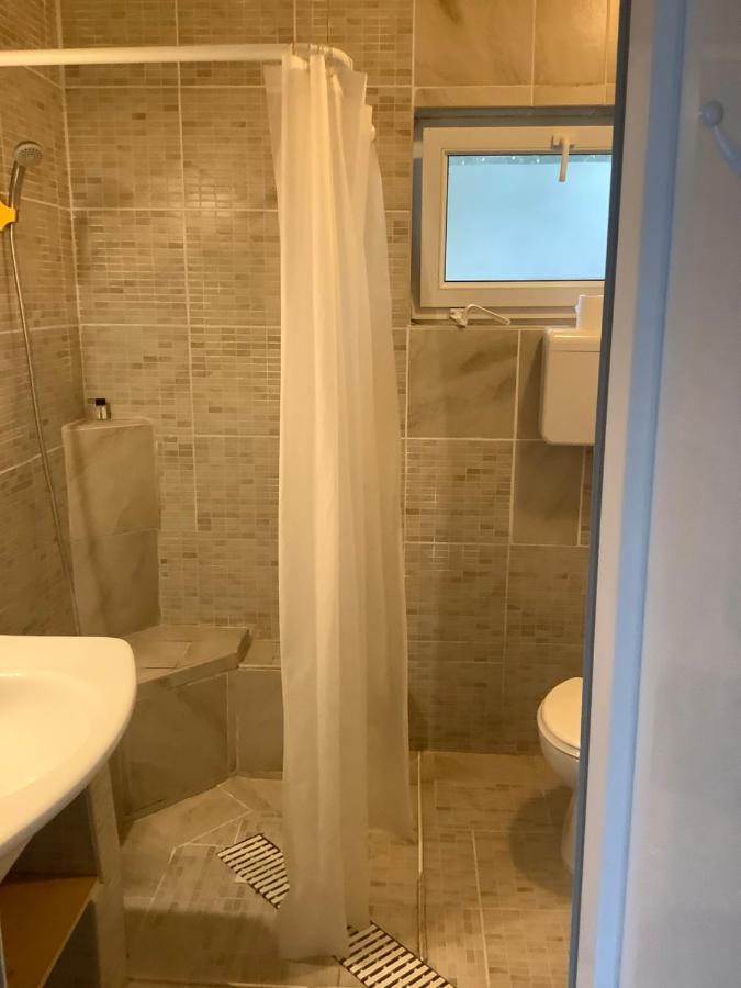 Pitypang Lak Apartment Szigetmonostor Екстериор снимка