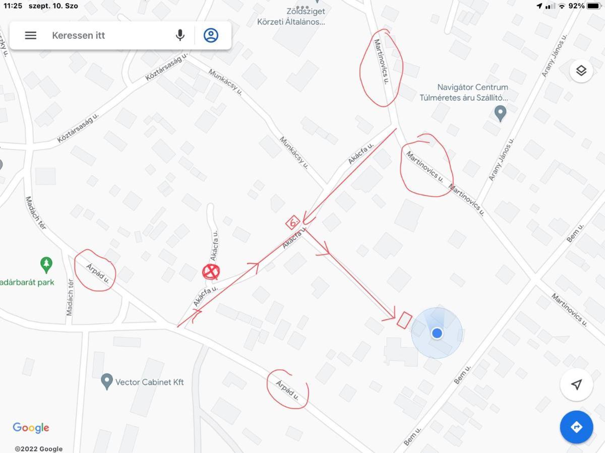 Pitypang Lak Apartment Szigetmonostor Екстериор снимка